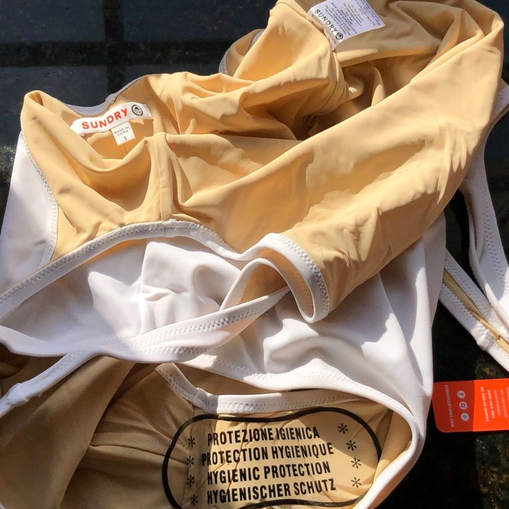 Sundry Anthropologie White Summer Of Love One Piece Swim Suit Size Small - Picture 12 of 15